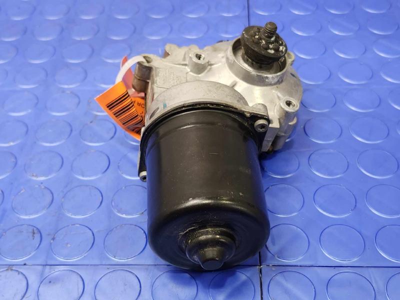 2014 Chevrolet Silverado 1500 Wiper Motor Front