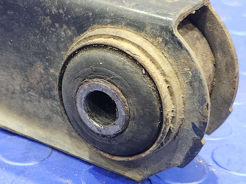 2010 Chevrolet Tahoe Lower Control Arm Rr