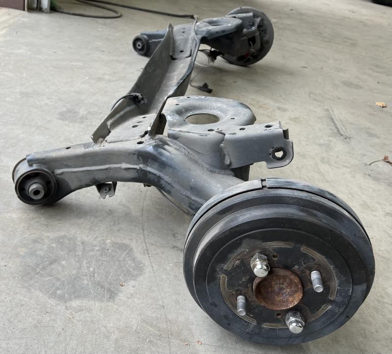 2020 - 2022 Nissan Versa Beam Axle Assembly Torsion Axle with Hubs OEM 555019VB1B