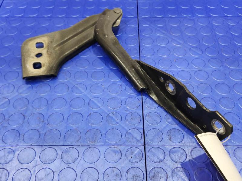 2016 Lincoln MKX Hood Hinge