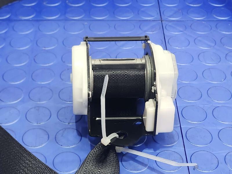 2013 Infiniti FX35 Rear Seat Belt