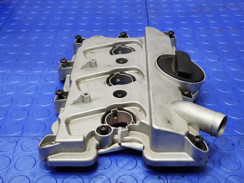 2015 Audi Q7 Valve Cover