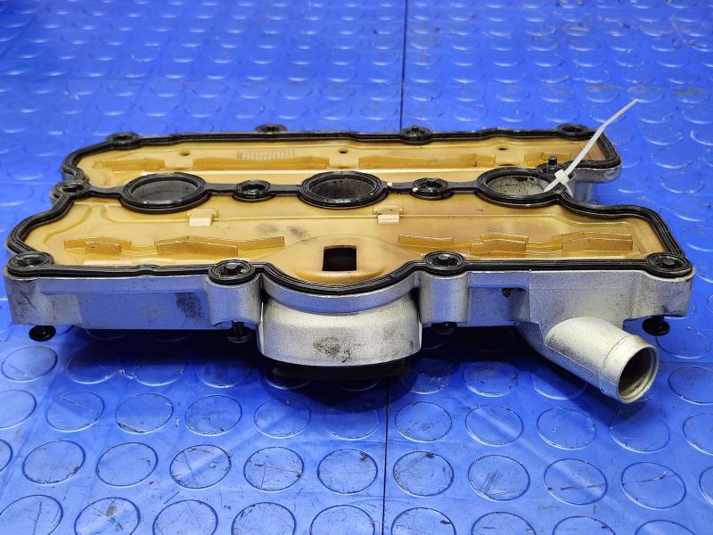 2015 Audi Q7 Valve Cover