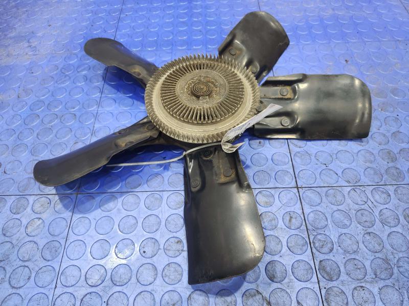 1997-1999 Dodge Dakota 3.9L Engine Cooling Fan Clutch Assembly OEM 52028944