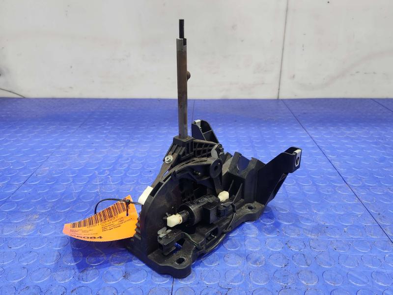 2009 Chevrolet Malibu Floor Shifter
