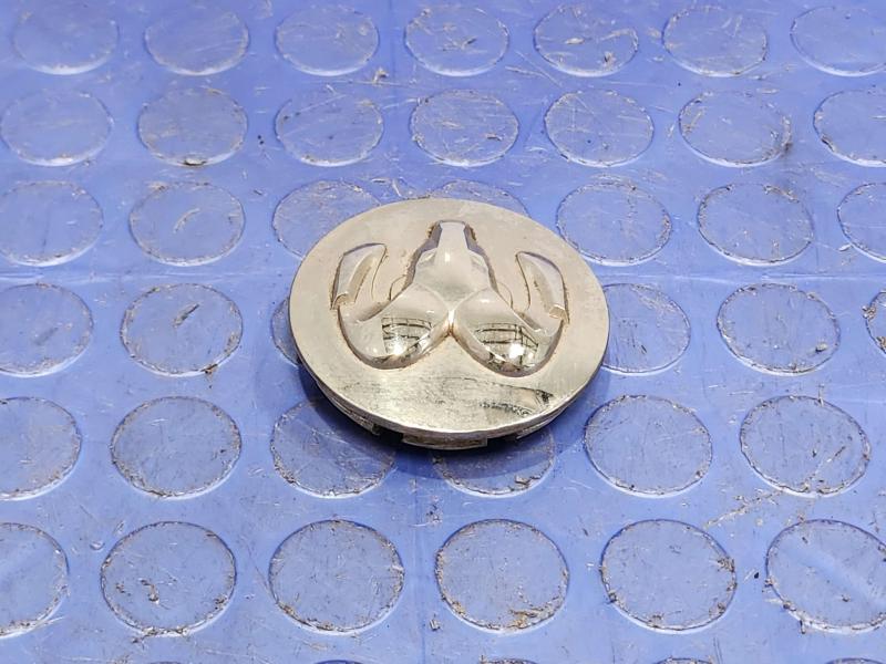2002 Dodge Ram 1500 Center Cap