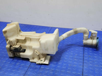 2015 Volkswagen Beetle Washer Bottle