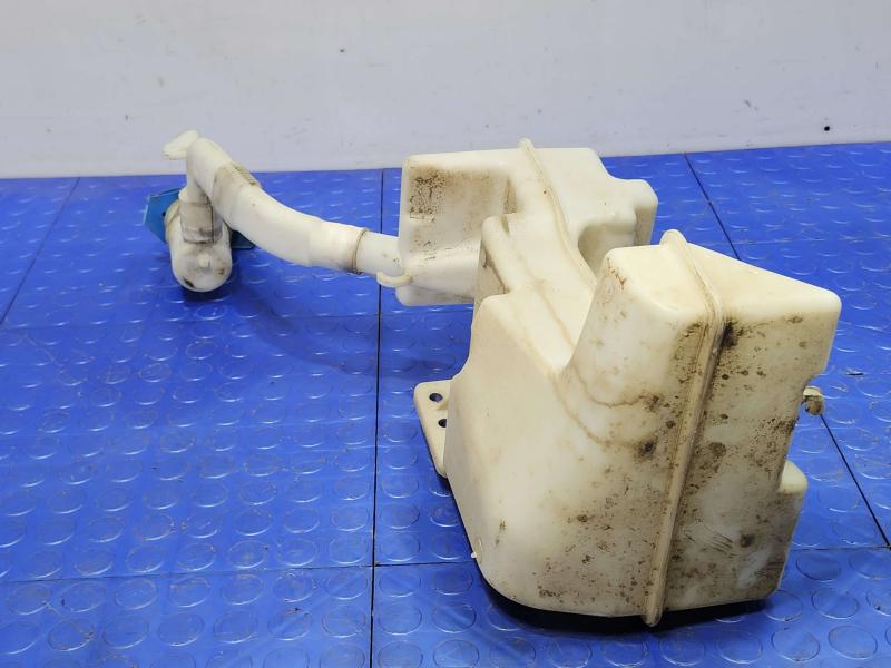 2015 Volkswagen Beetle Washer Bottle