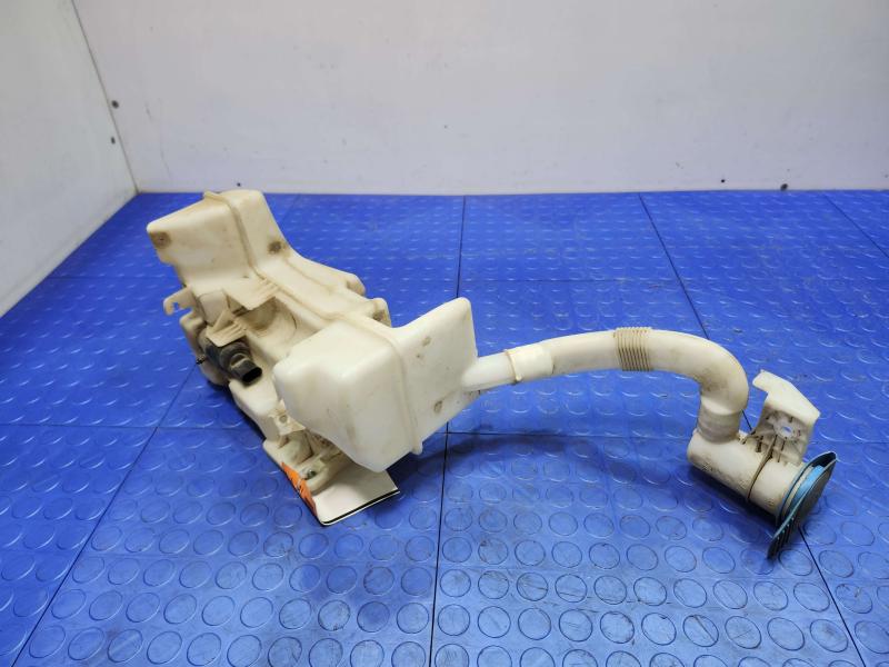 2015 Volkswagen Beetle Washer Bottle