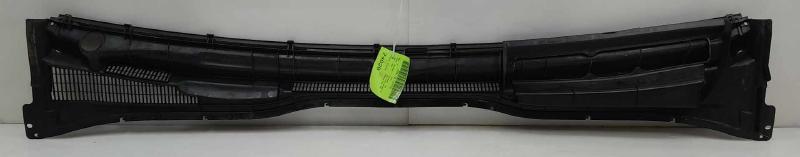 2003 - 2009 Toyota 4Runner Cowl Panel Cover Grille Air Inlet OEM 5570835071