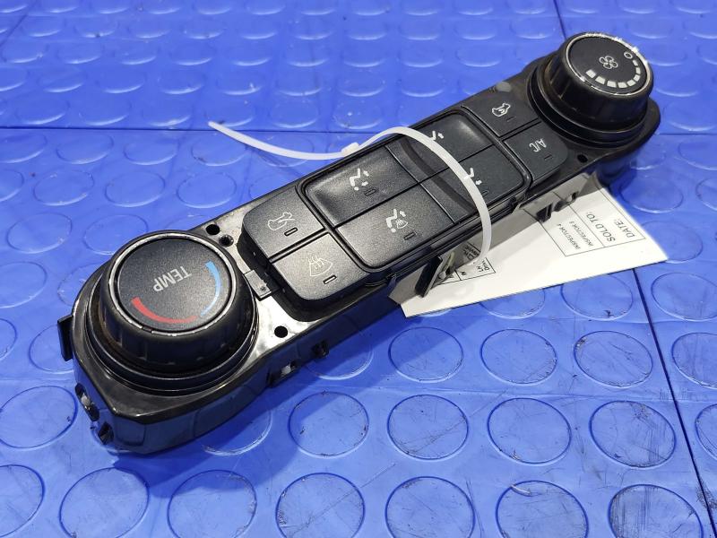 2014 Chevrolet Silverado 1500 Heater A/C Control