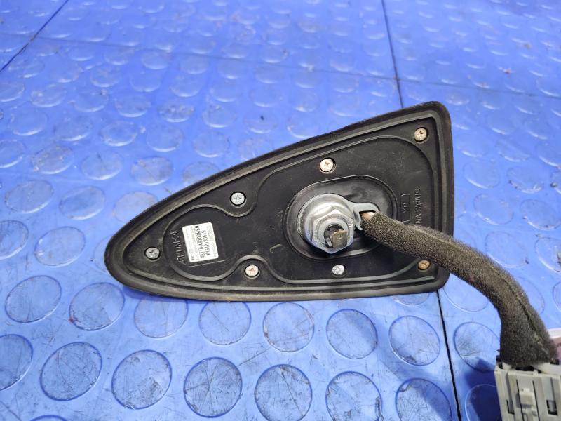 2016 Kia Sedona Antenna