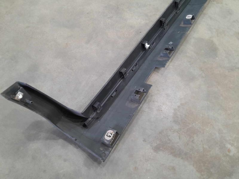 2014 Ford Escape Rocker Moulding