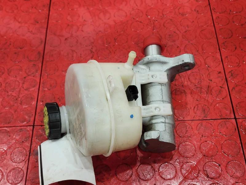 2016 Ford Mustang Master Cylinder