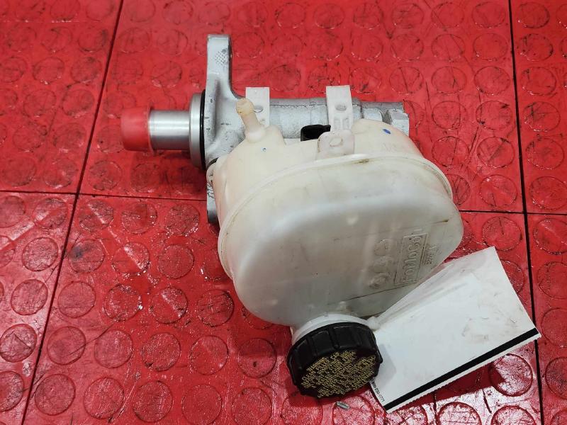 2016 Ford Mustang Master Cylinder