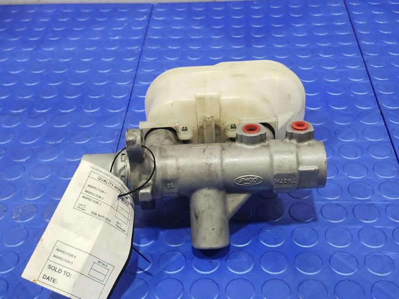 2015-2020 Ford F-150 Brake Master Cylinder Assembly Genuine OEM Part GL3Z2140A