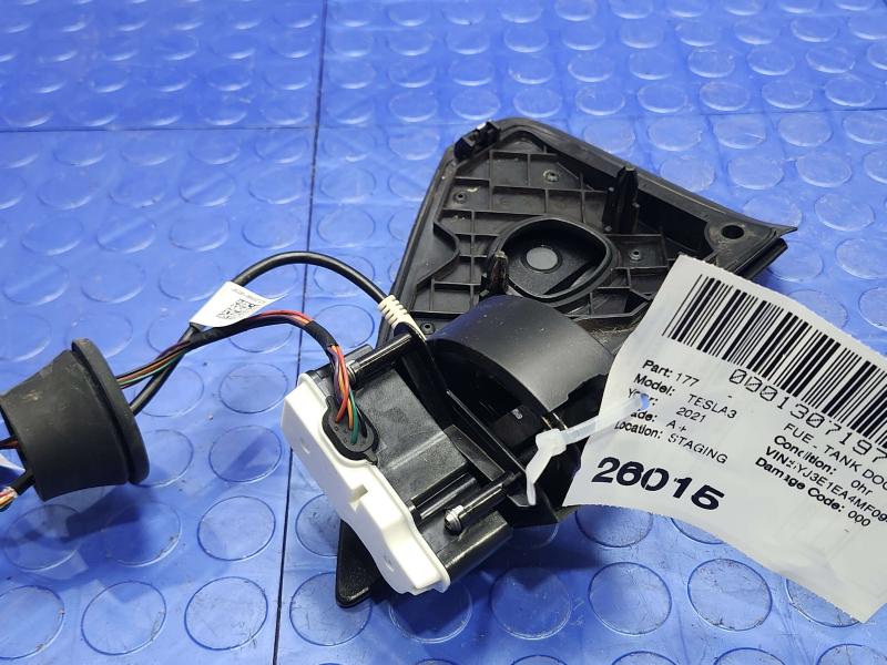 2021 Tesla Model 3 Fuel Tank Door
