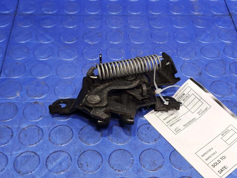 2010-2015 Toyota Prius 1.8L Hood Latch Lock Assembly Genuine OEM 53510-47092