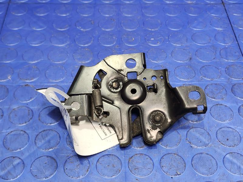 2010-2015 Toyota Prius 1.8L Hood Latch Lock Assembly Genuine OEM 53510-47092