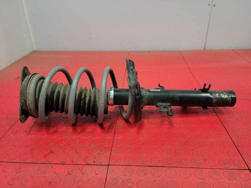 2018 Nissan Rogue Sport Strut Assembly