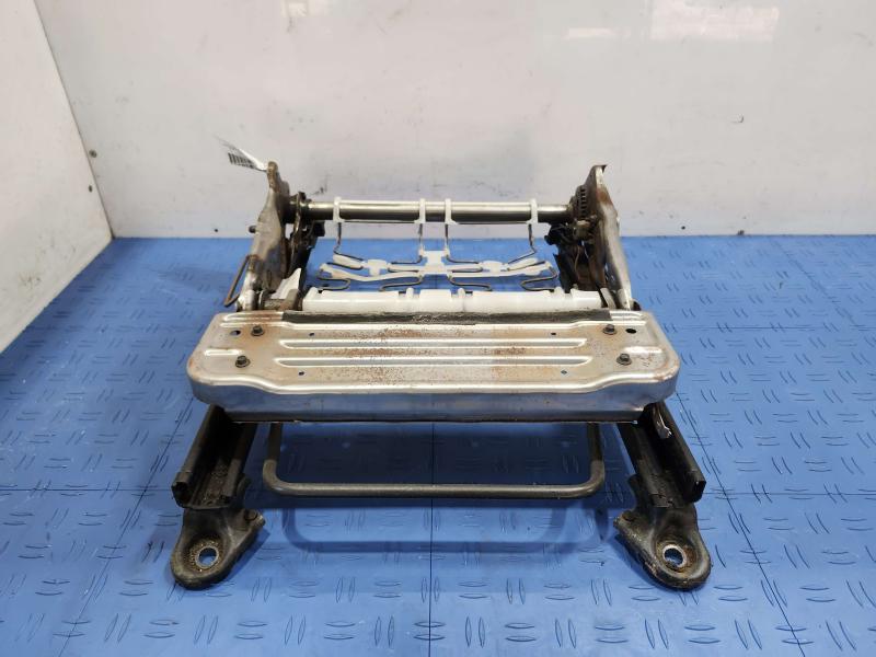 2013 Toyota Camry Seat Track