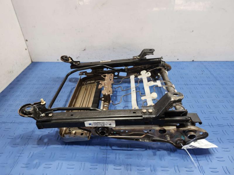 2013 Toyota Camry Seat Track