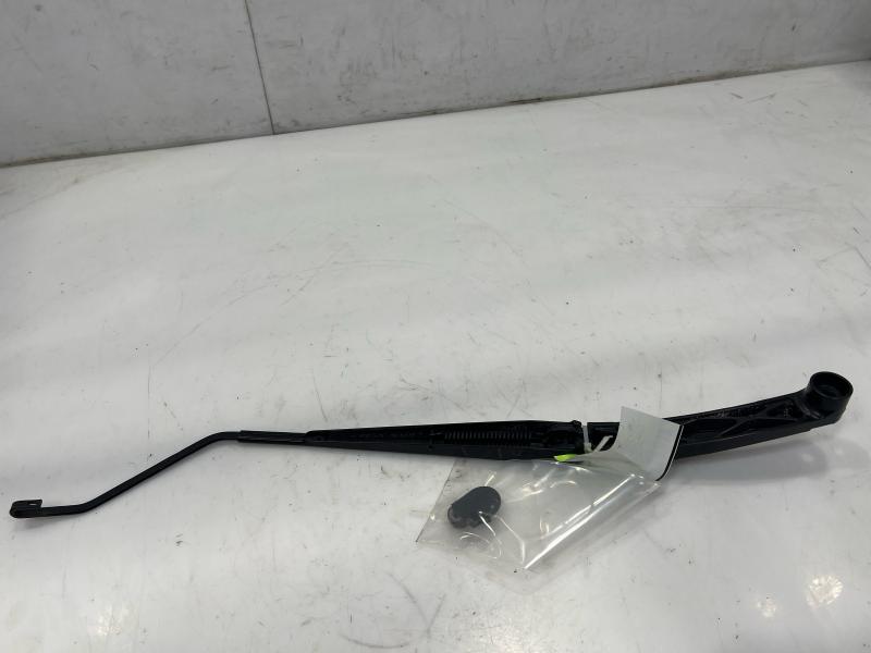 2018 Chevrolet Equinox Wiper Arm