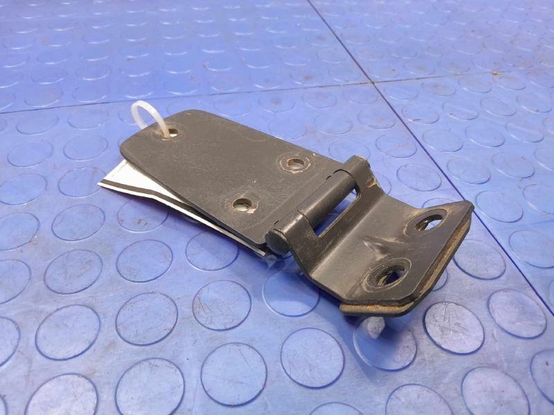 2003 Jeep Wrangler Hood Hinge