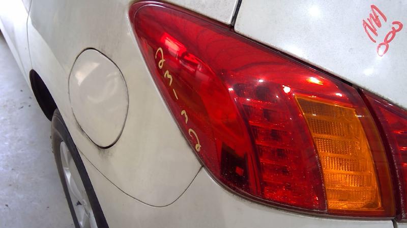 2009 2010 Nissan Murano Tail Light LH Driver Side OEM 265551AA0C