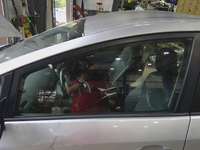 2014 Toyota Prius Front Door Glass/Window