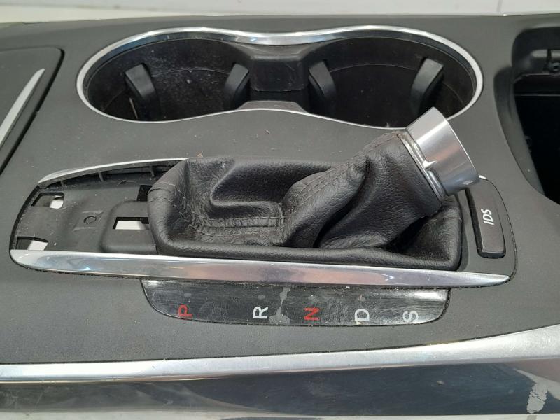2015 Acura MDX Front Console