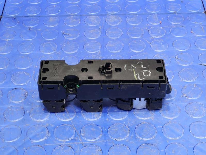 2015 Ford Fusion Door Switch Front