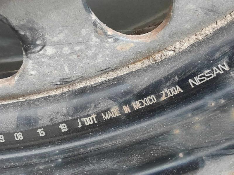 2019 Nissan Titan Wheel
