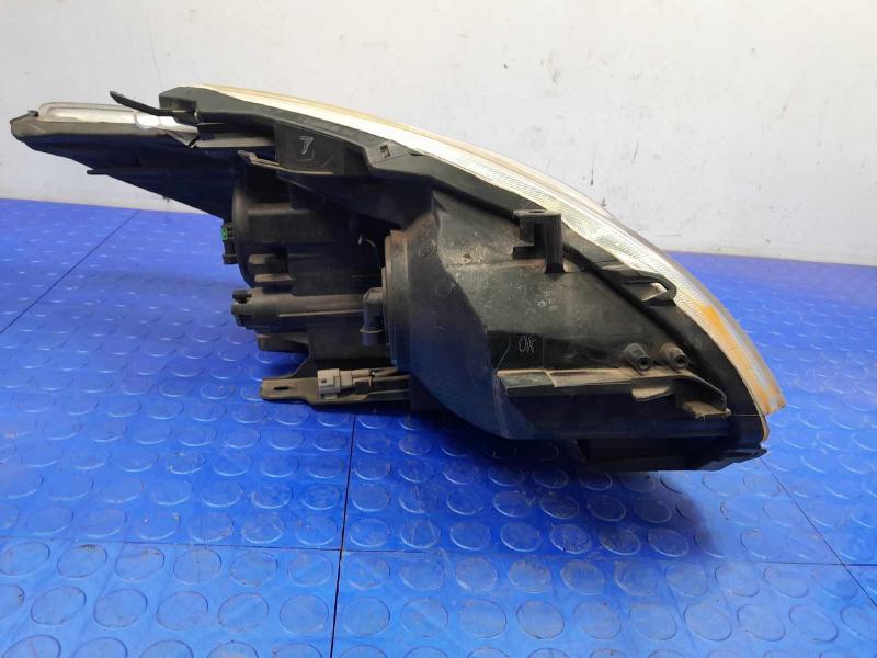 2011 Toyota Prius Headlamp Assembly