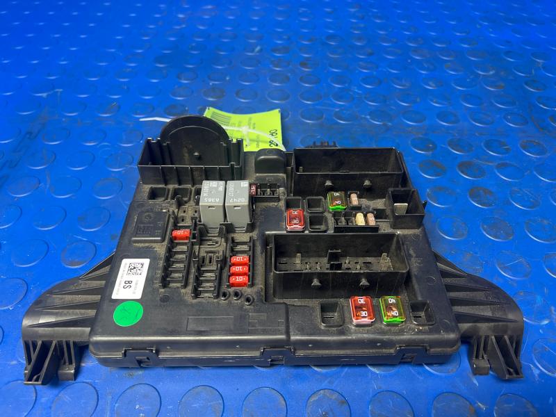 2012 Buick Lacrosse Rear Body Fuse Block Assembly Genuine OEM Part 20922936