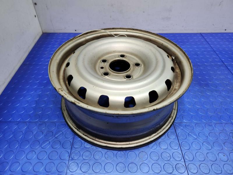 2015 Chevrolet City Express Wheel