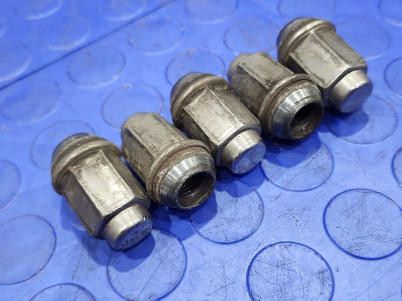 2012 Ford Escape Lug Nuts