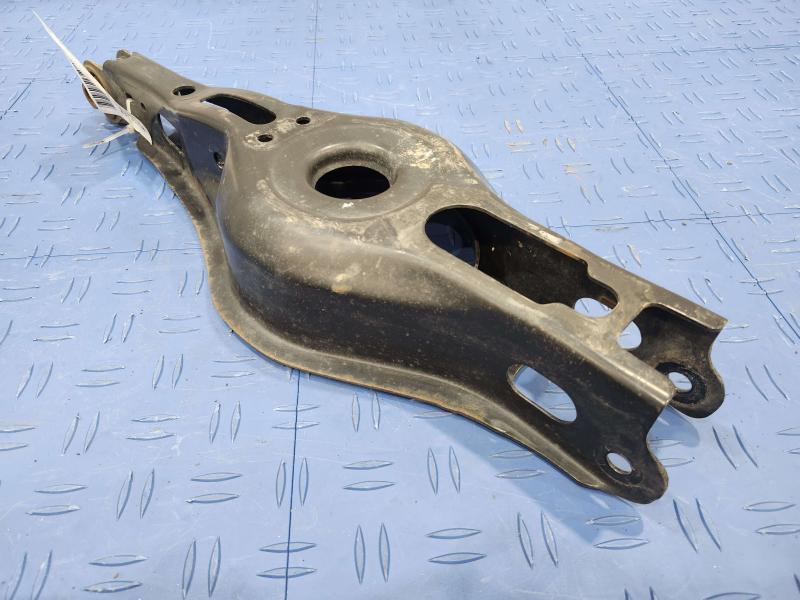 2020 Toyota RAV4 Lower Control Arm Rr