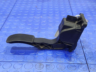 2012 Mercedes Sprinter Pedal Assembly