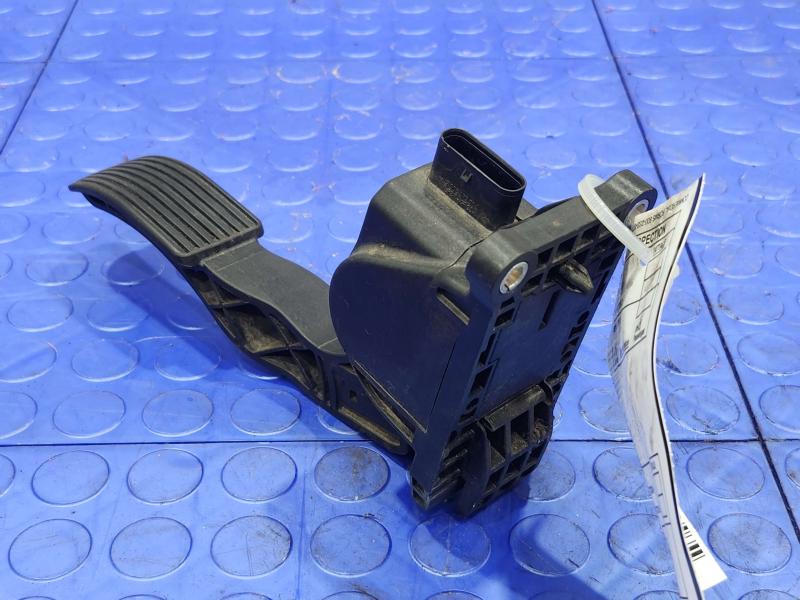 2012 Mercedes Sprinter Pedal Assembly