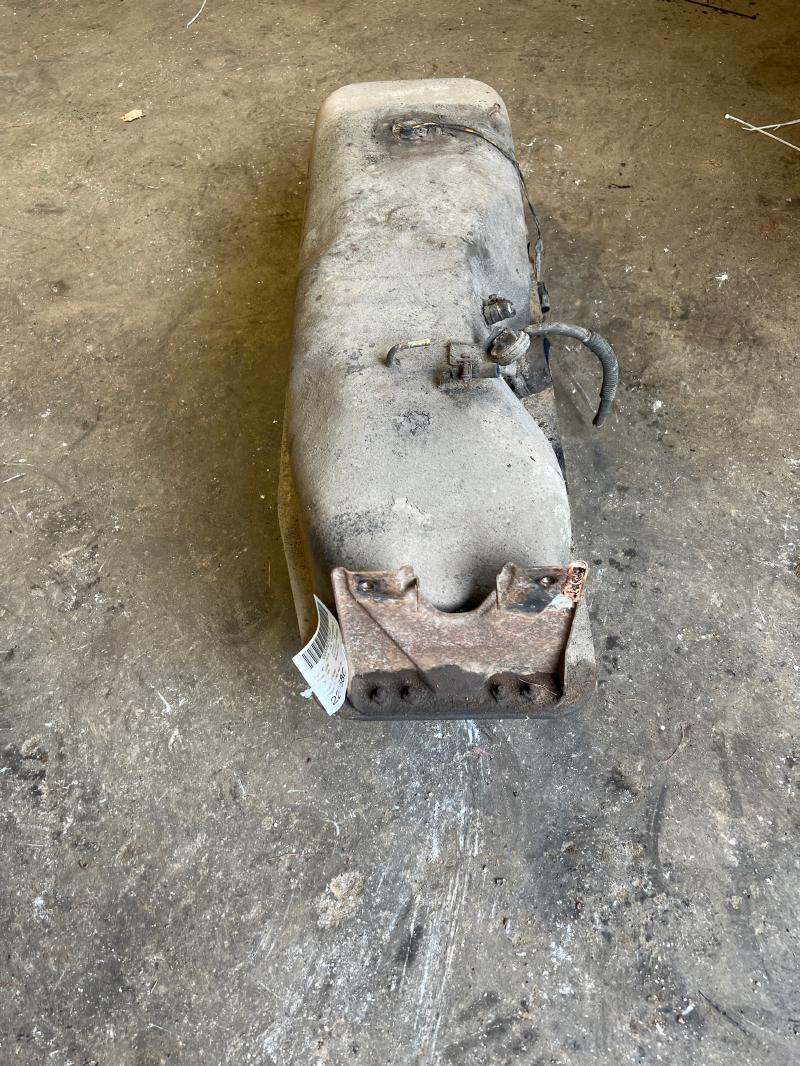 1983 - 1986 Nissan 720 Pickup Fuel Tank Assembly Reg Cab 4x2 7' Box ONLY OEM 1720219W06