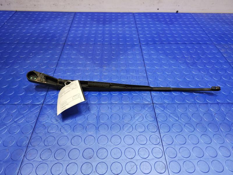 2015 Ford F-150 Wiper Arm