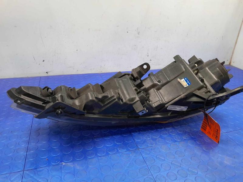 2015 Chrysler 200 Headlamp Assembly