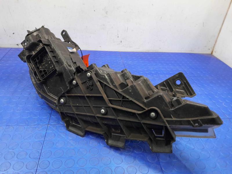 2015 Chrysler 200 Headlamp Assembly