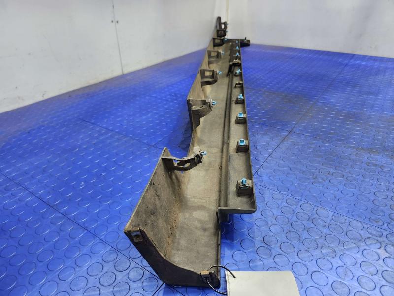 2015 Chrysler 200 Rocker Moulding