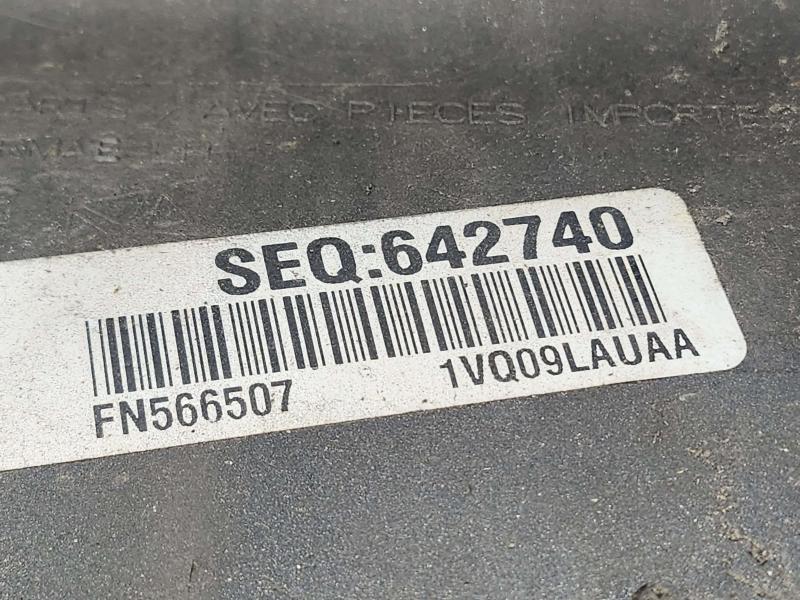 2015 Chrysler 200 Rocker Moulding