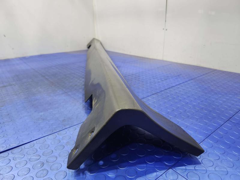 2015 Chrysler 200 Rocker Moulding