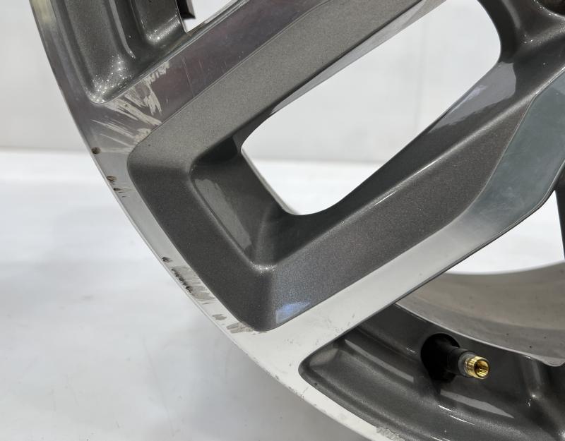 2019 GMC Acadia Wheel