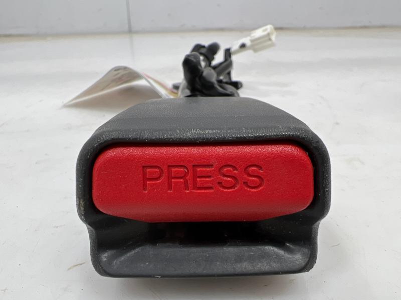 2020 Nissan Versa Front Seat Belt