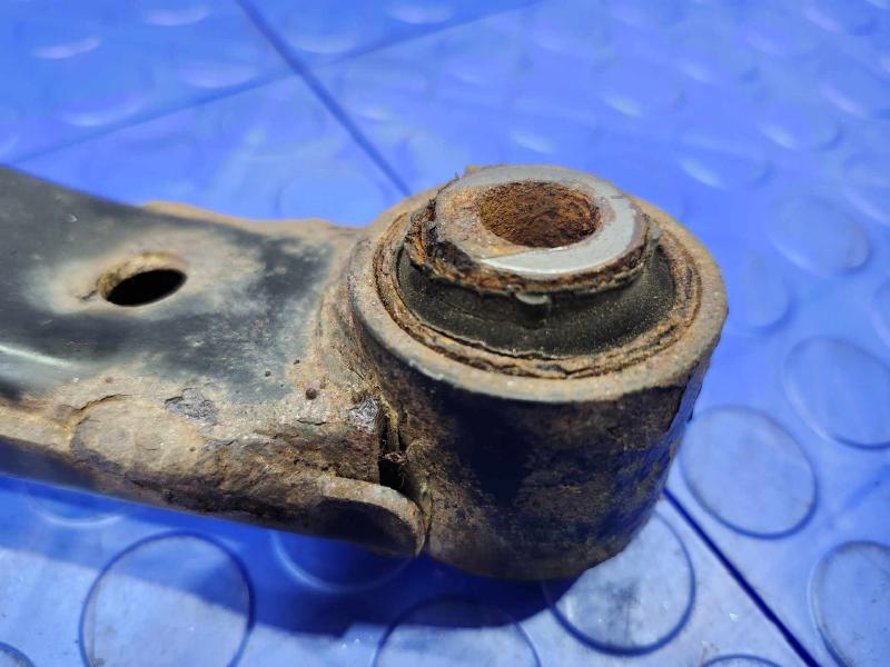 2011-2017 Nissan Juke Rear Upper Control Arm Left Driver Side OEM 55121EN10A,LH